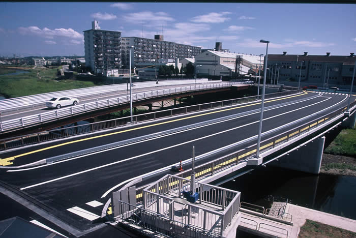 嘉永橋完成写真（側面）